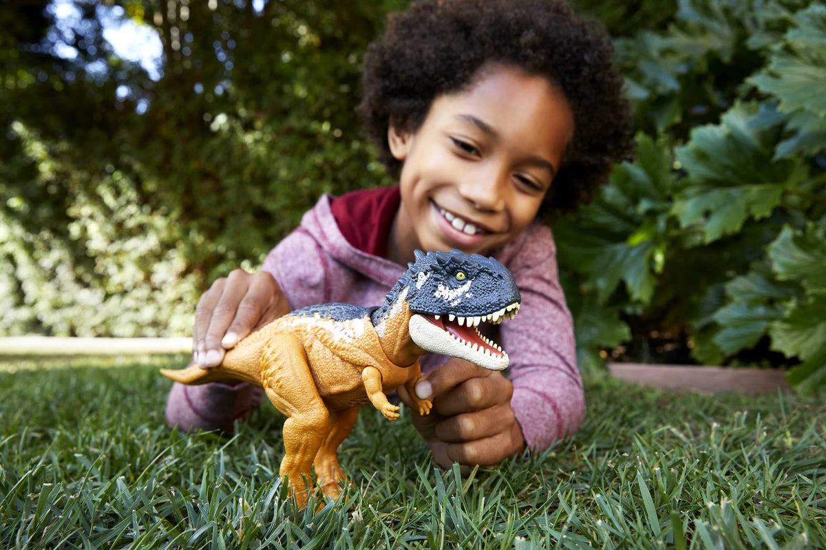 Mattel Jurassic World Dominion Roar Strikers Dinosaur Action Figure with Roaring Sound & Attack Action, Skorpiovenator Dino Toy Includes Digital Play
