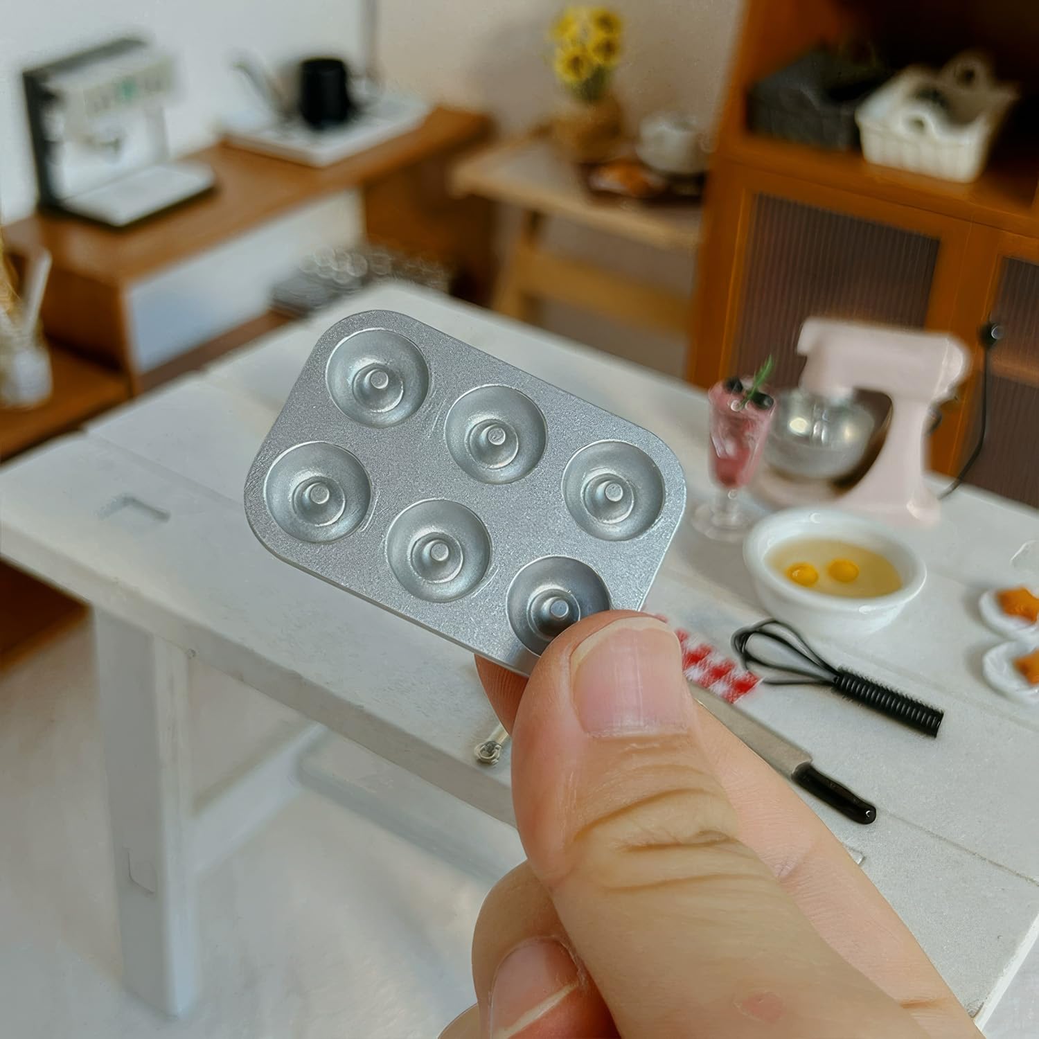 Dollhouse Miniature Bakeware, Mini Baking Mold Set, Includes Donut & Madeleine Pans (NO Food Props Included) (Shell Mold)