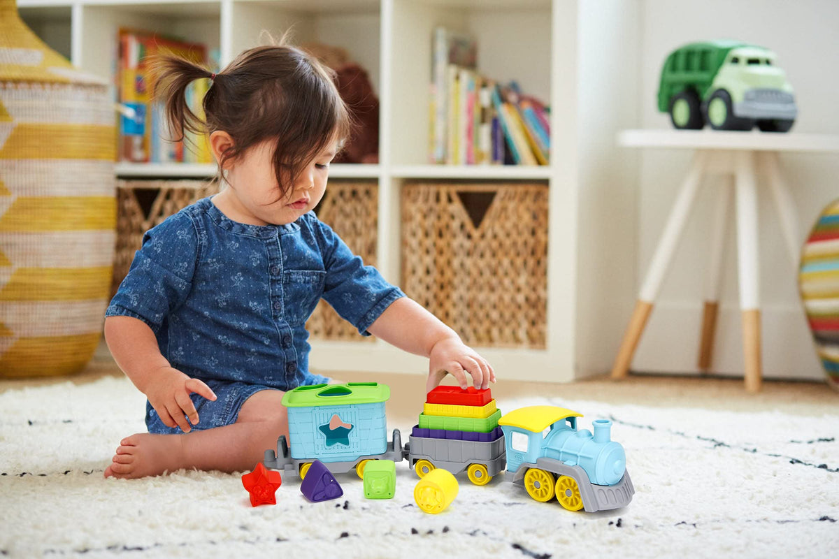 Green Toys Stack & Sort Train, Blue - 12 Piece Pretend Play, Motor Skills, Kids Toy Vehicle Playset. No BPA, phthalates, PVC. Dishwasher Safe