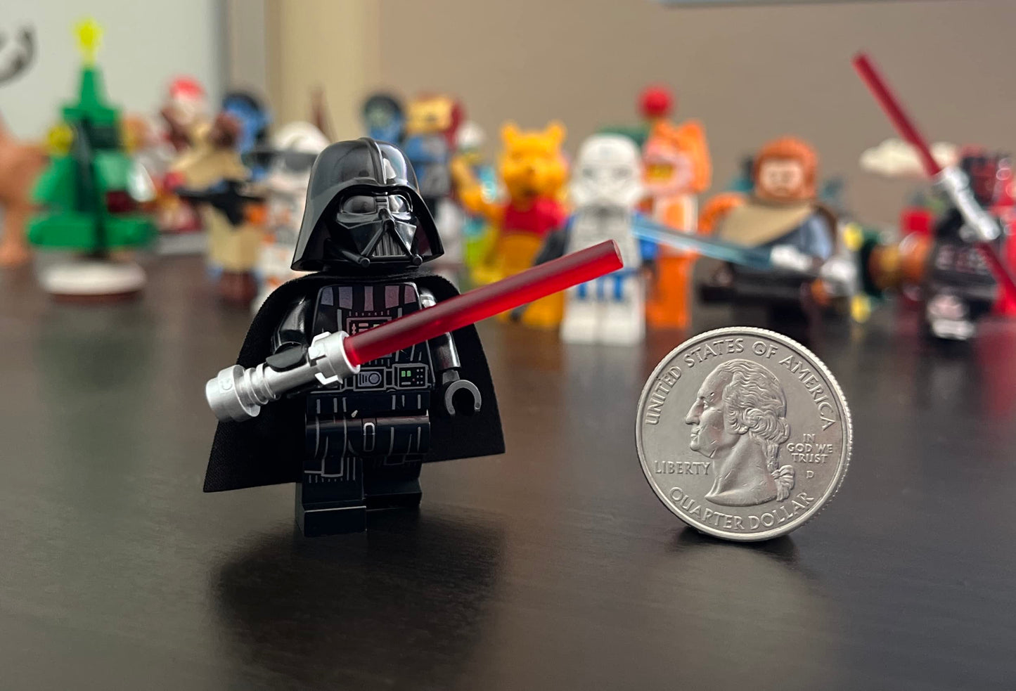 LEGO Star Wars OBI-Wan Kenobi Minifigure - Darth Vader (Printed Arms and Cape) with Red Lightsaber and Minifigureland Tile 75334