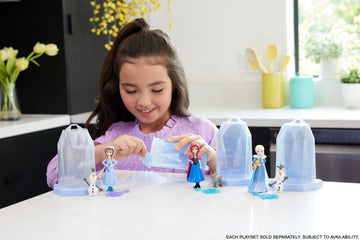 Mattel Disney Frozen Toys, Small Doll Ice Reveal with Squishy Ice Gel & 6 Surprises Including Character Friend & Play Pieces (Dolls May Vary)