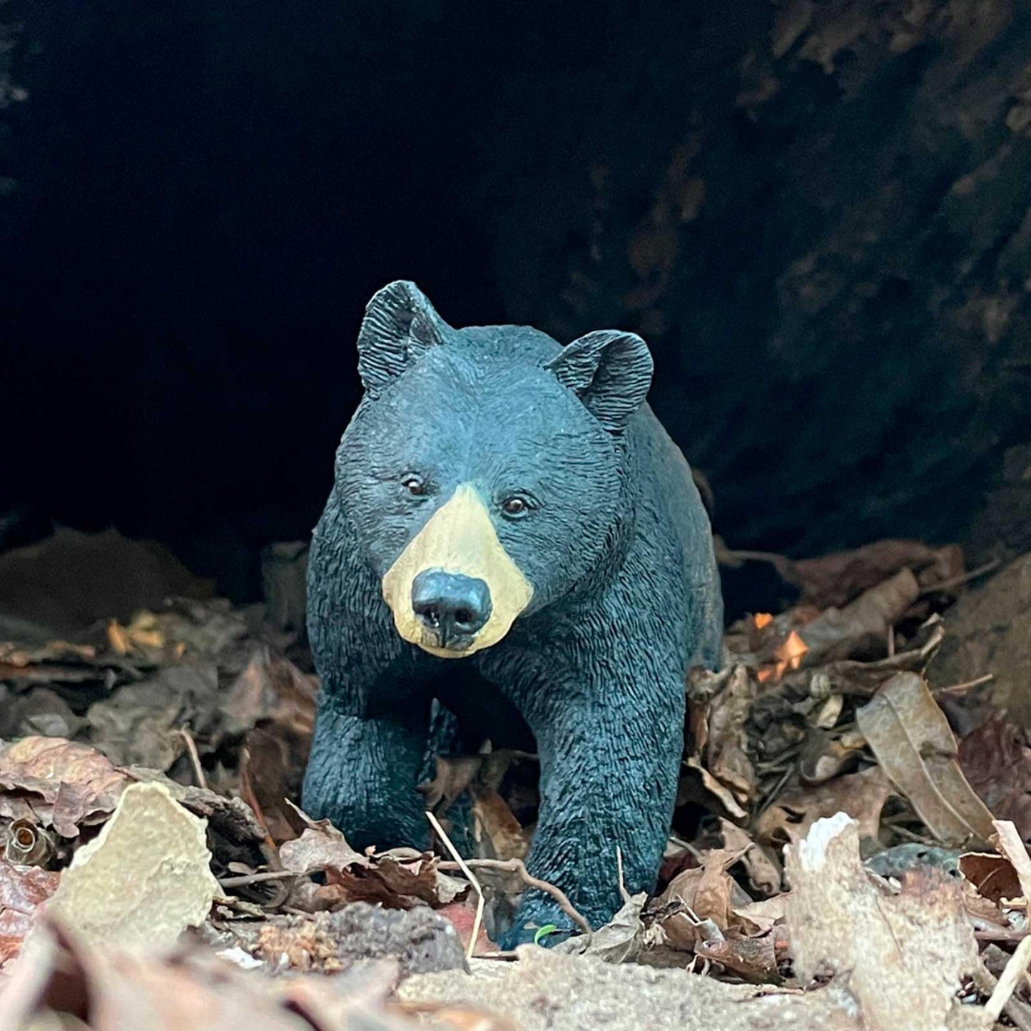 Safari Ltd. North American Black Bear Toy Figurine - Detailed 7.4" Plastic Model Figure - Fun Educational Play Toy for Boys, Girls & Kids Ages 1+
