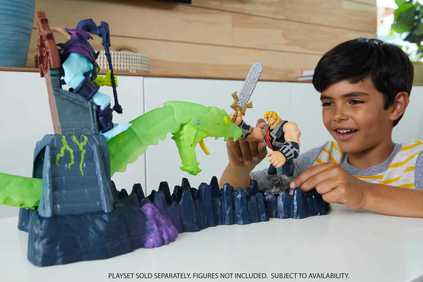 He-Man and The Masters of The Universe Chaos Snake Attack Playset, Skeletor Fortress with 2 Action Figures (He-Man & Skeletor), Gift for Adult