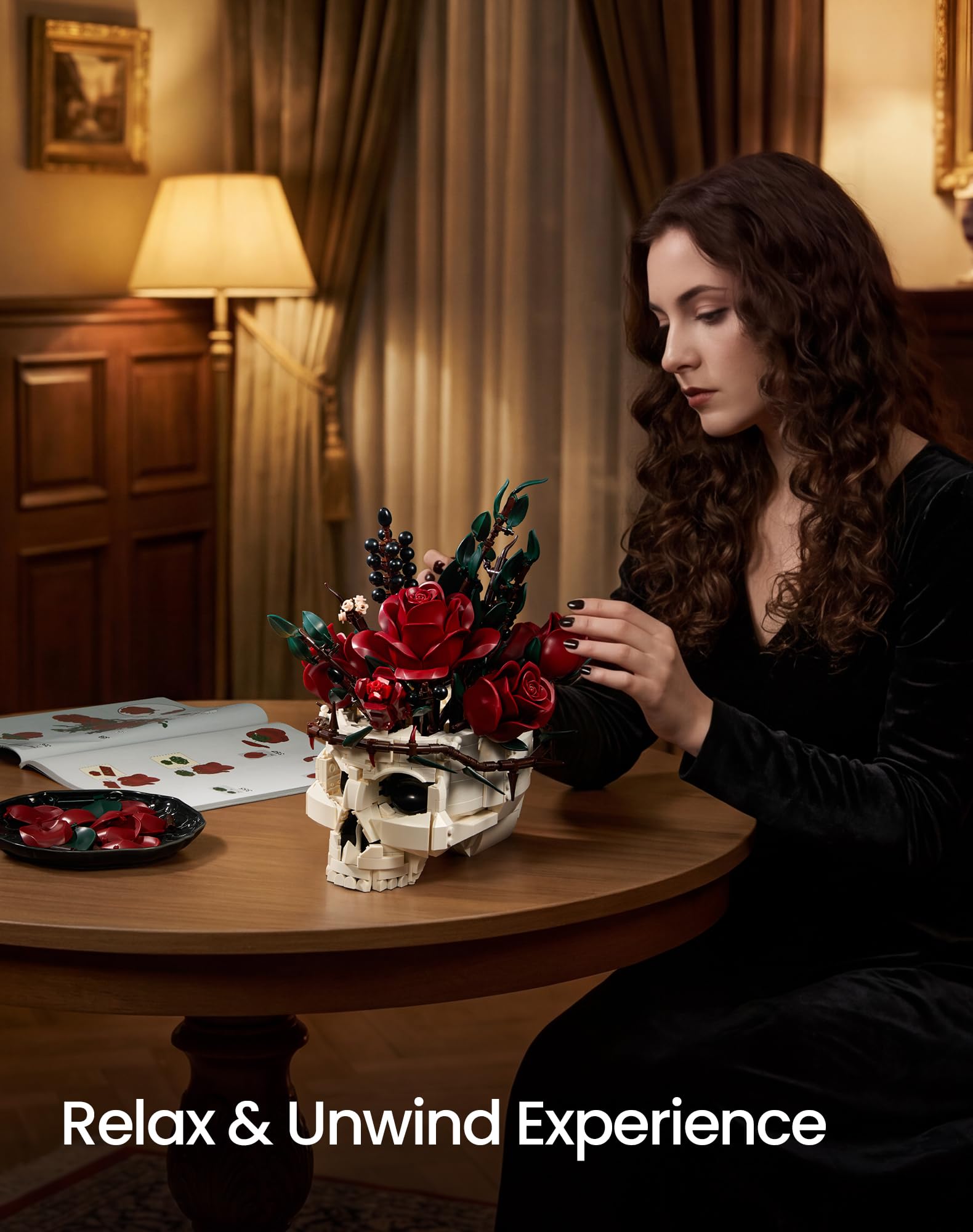 Gothic Skull Rose Flower Bouquet Building Set - Horror Skeleton Botanical Brick Kit for Adults, Gothic Decor with Red Roses, Dark Aesthetic Skull