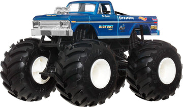 Hot Wheels Monster Trucks, Oversized Monster Truck, 1:24 Scale Die-Cast Toy Truck with Giant Wheels and Cool Designs
