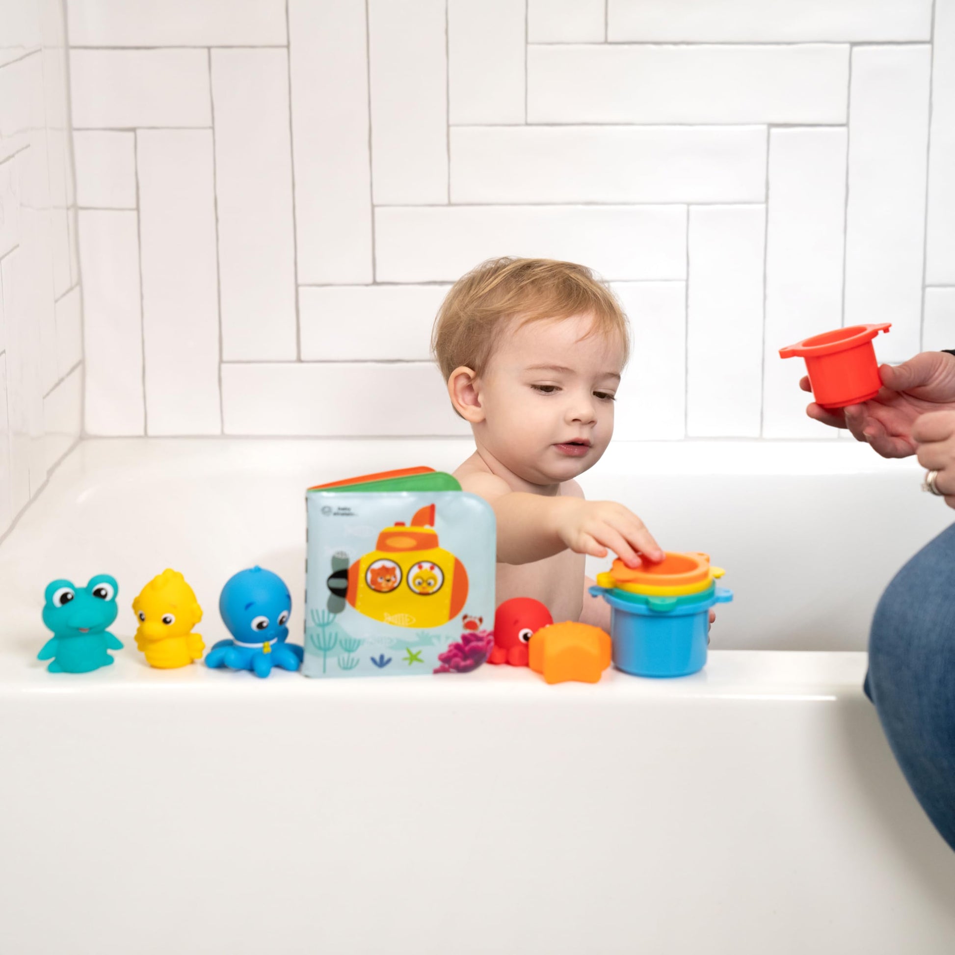 Baby Einstein Ocean Explorers Opus Bath Pals 11-Piece Gift Set, Waterproof Bath Book, Bath Cups, Animal Shape Bath Toys for Baby and Toddler, Ages 3