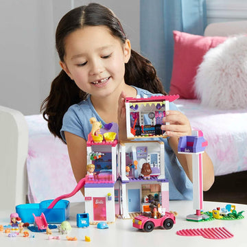 MEGA Barbie Color Reveal Building Toys Set, DreamHouse with 545 Pieces, 5 Micro-Dolls, 6 Pets and Accessories, 30 + Surprises, Kids Ages 6+ Years