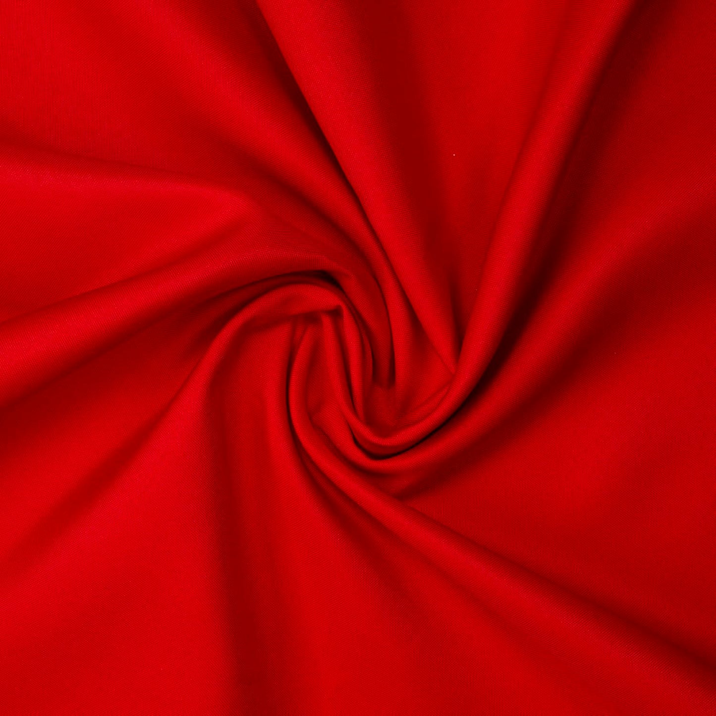 Gee Di Moda Round Tablecloth - 70 Inch Red Round Table Cloth for 24 to 48 Inch Round Tables - Heavy Duty Washable Fabric - for Buffet Table, Holiday