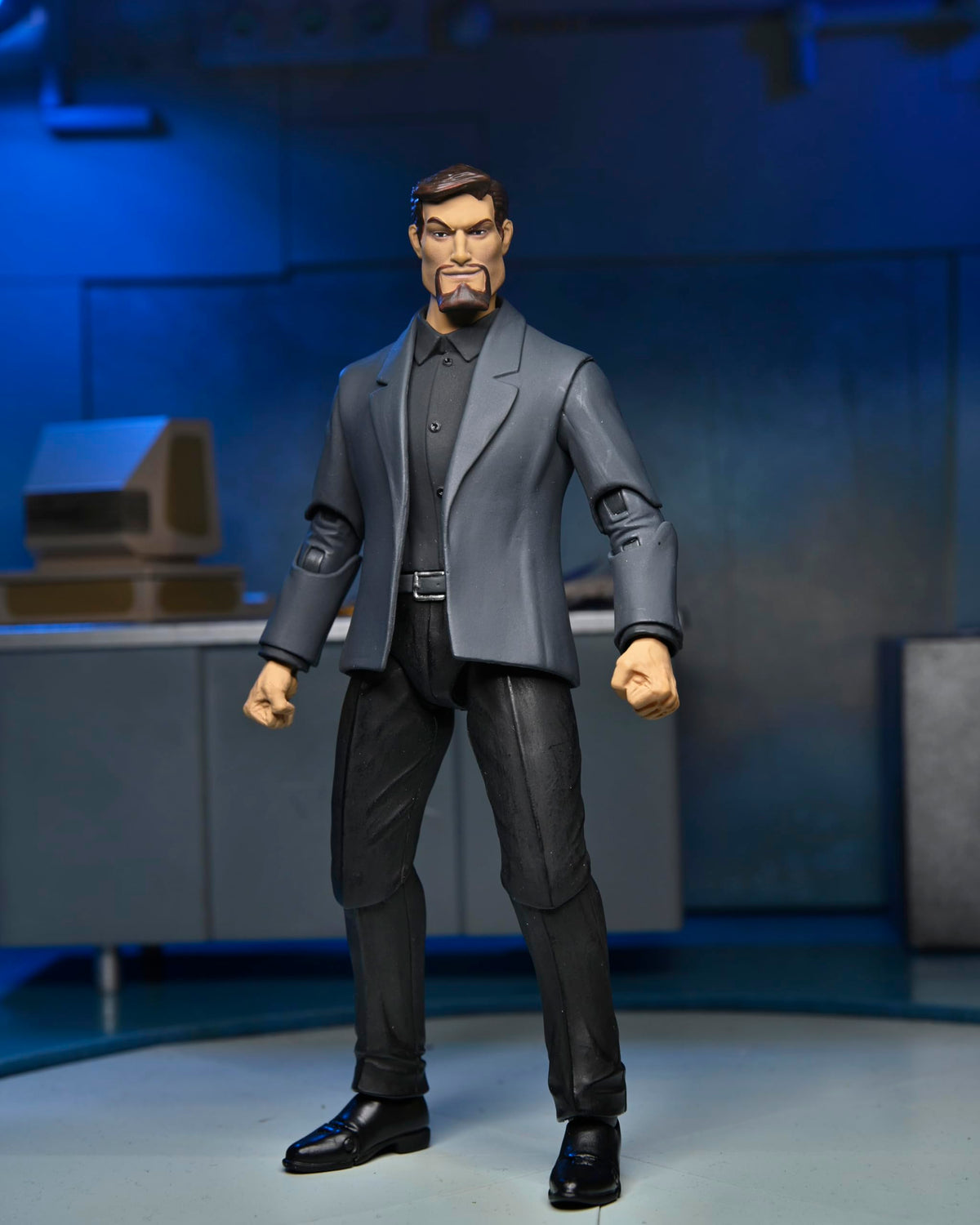 NECA Collectible Gargoyles Ultimate David Xanatos Figure with Closed Wings 7" Scale Action Figure