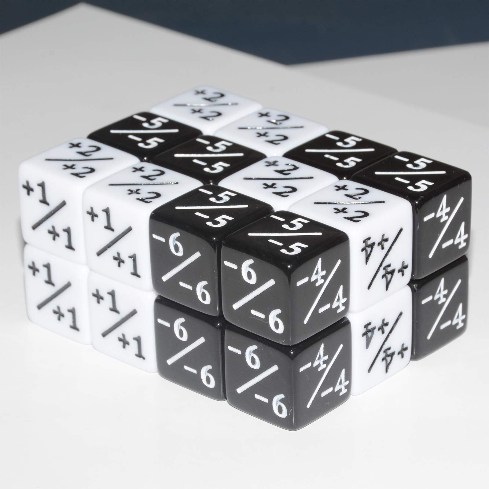 Six Sided Dice Set, 24Pieces Counter Dice Token Dice Tracking Counter for MTG CCG Card Gaming