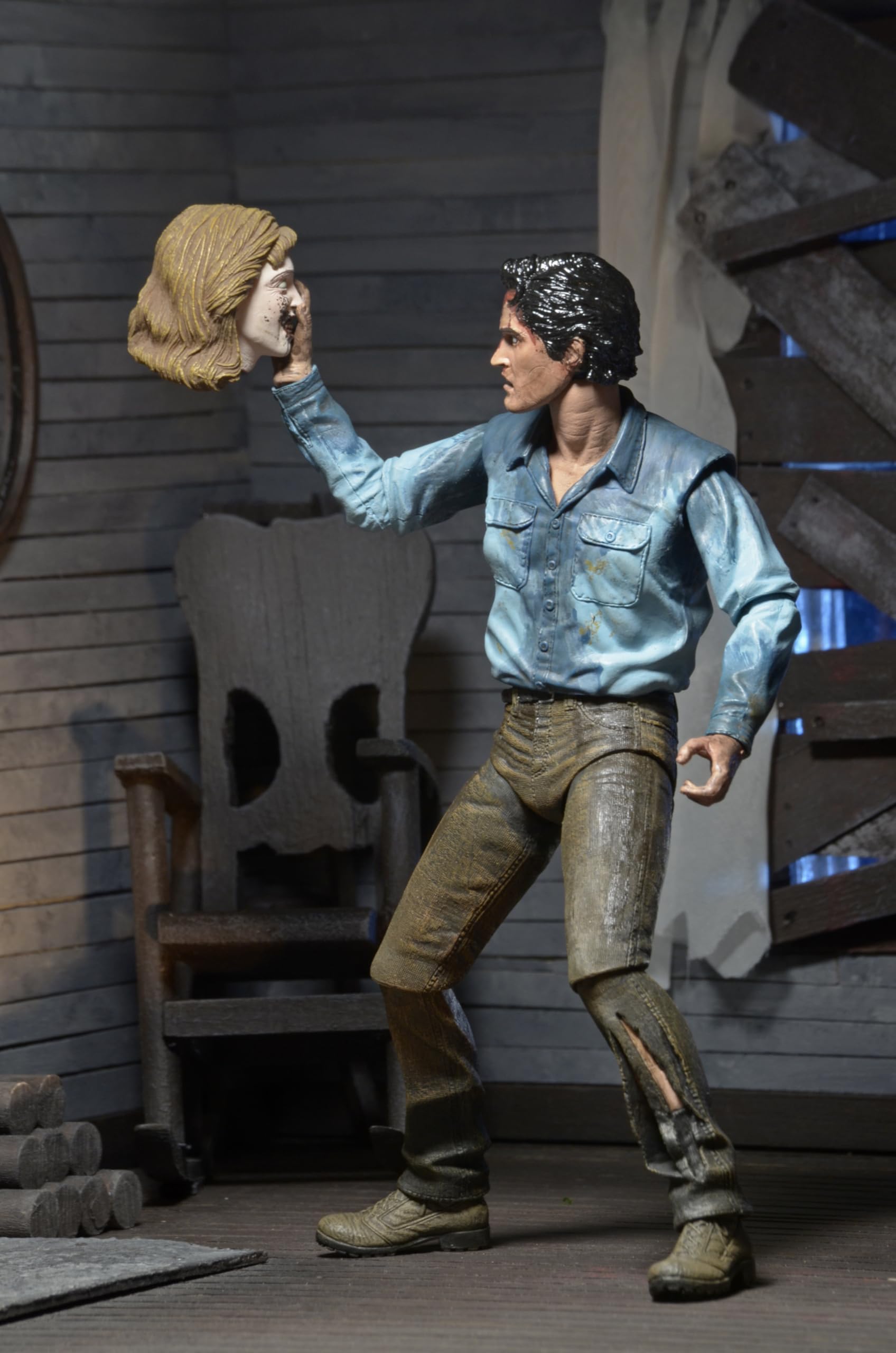 NECA Evil Dead 2 - Ultimate Ash - 7" Action Figure
