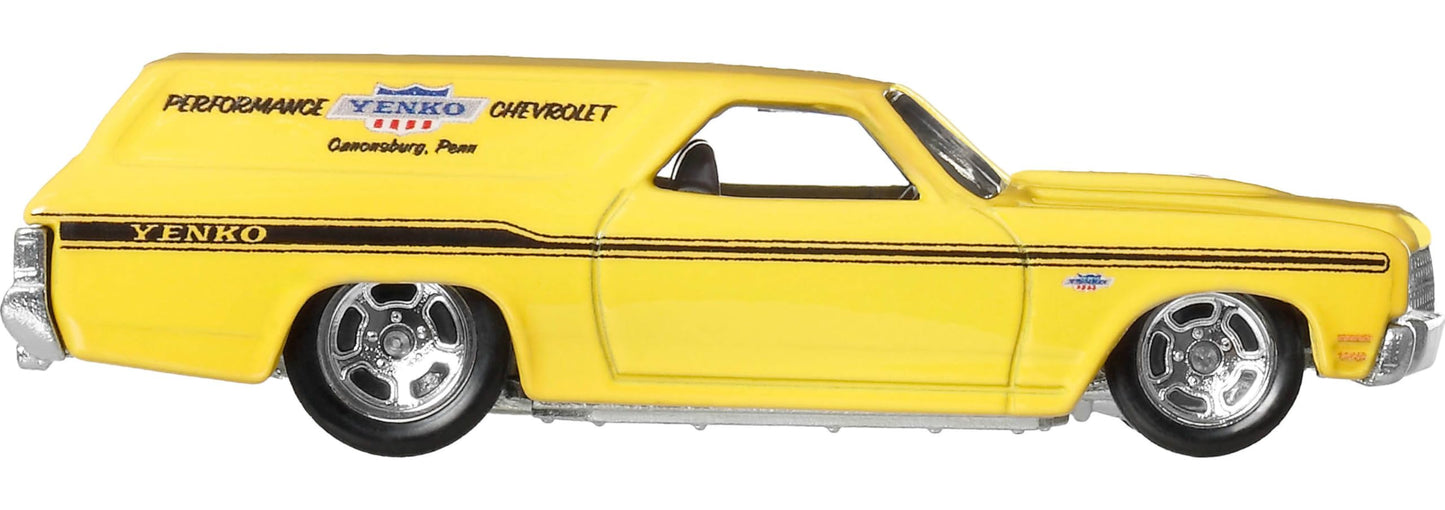 Hot Wheels Premium Car Culture Collectible Toy Car, 1:64 Scale Die-Cast '70 Chevelle SS Wagon, Fast Wagons Vehicle with Real Riders Tires
