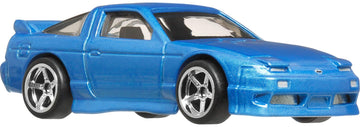 Hot Wheels Cars, Premium Fast & Furious 1:64 Scale Die-Cast Car for Collectors Inspired by Fast & Furious Movie Franchise