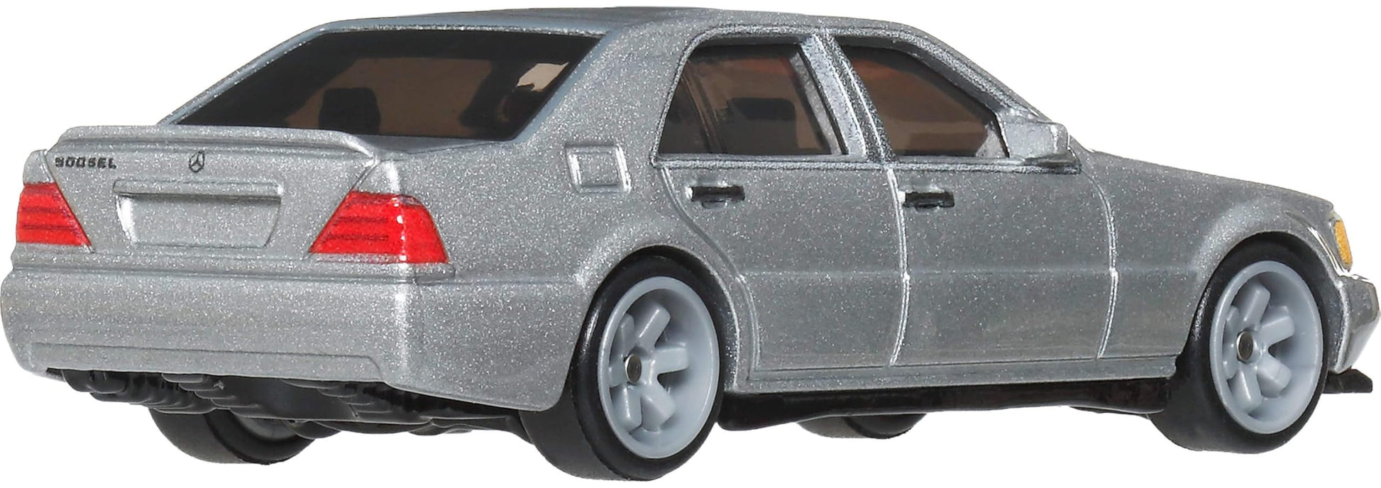 Hot Wheels Cars, Premium Fast & Furious 1:64 Scale Die-Cast Car for Collectors Inspired by Fast & Furious Movie Franchise