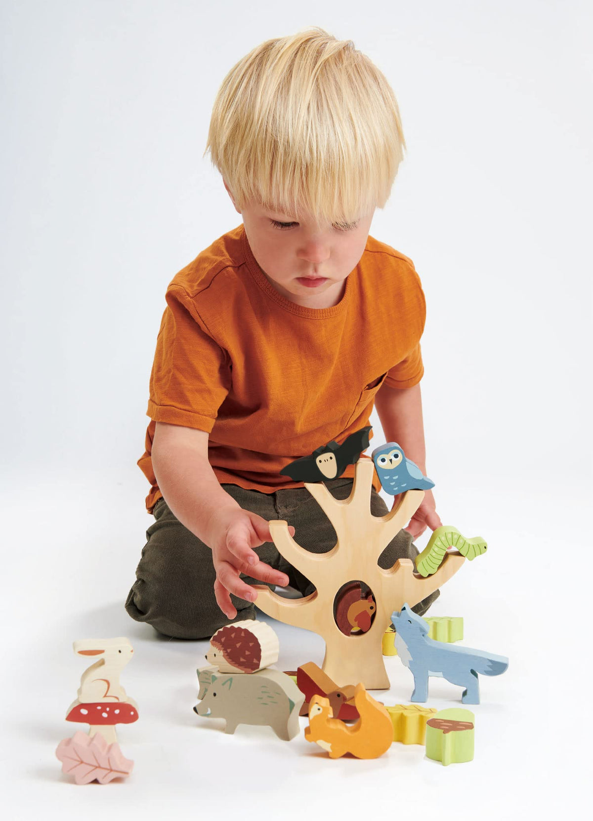 Tender Leaf Toys - Stacking Forest - Wooden Animal Balancing Game for Children and Toddlers - Manual Dexterity and Cognitive Development for Ages 18