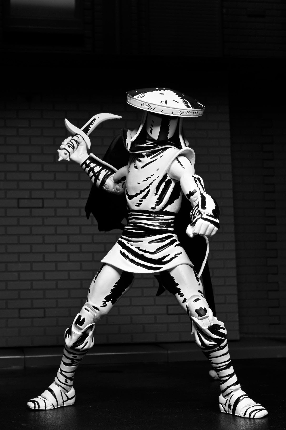 NECA Teenage Mutant Ninja Turtles (Mirage Comics) 1:7 Scale Collectible Action Figure, Elite Foot Ninja Guard Black & White Figure