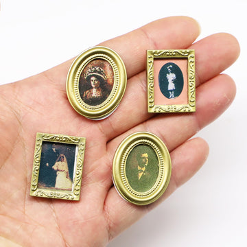 Miniature Photo Frame, Dollhouse Miniature Oil Painting, Mini Hanging Pictures, 1/12 Scale Oil Photo Frame, for Dollhouse Miniature, DIY Decortion