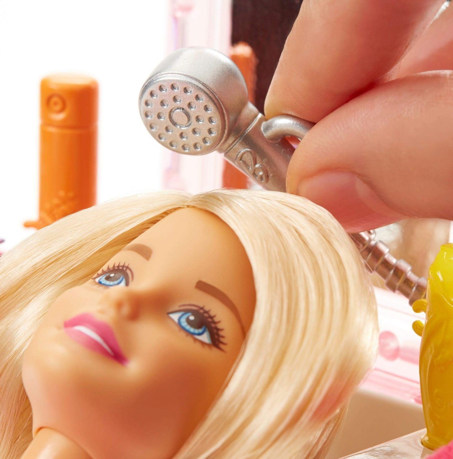 Barbie Salon Doll, Blonde