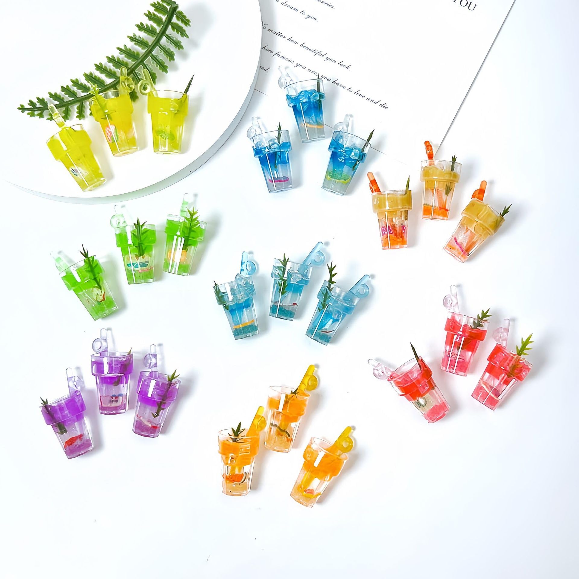 8 Pieces Miniature Dollhouse Drinks Set - Resin Glass Cup and Fruit Beverage Bottles, Simulated Drink Models for Summer Leisure-Themed Decor Decor