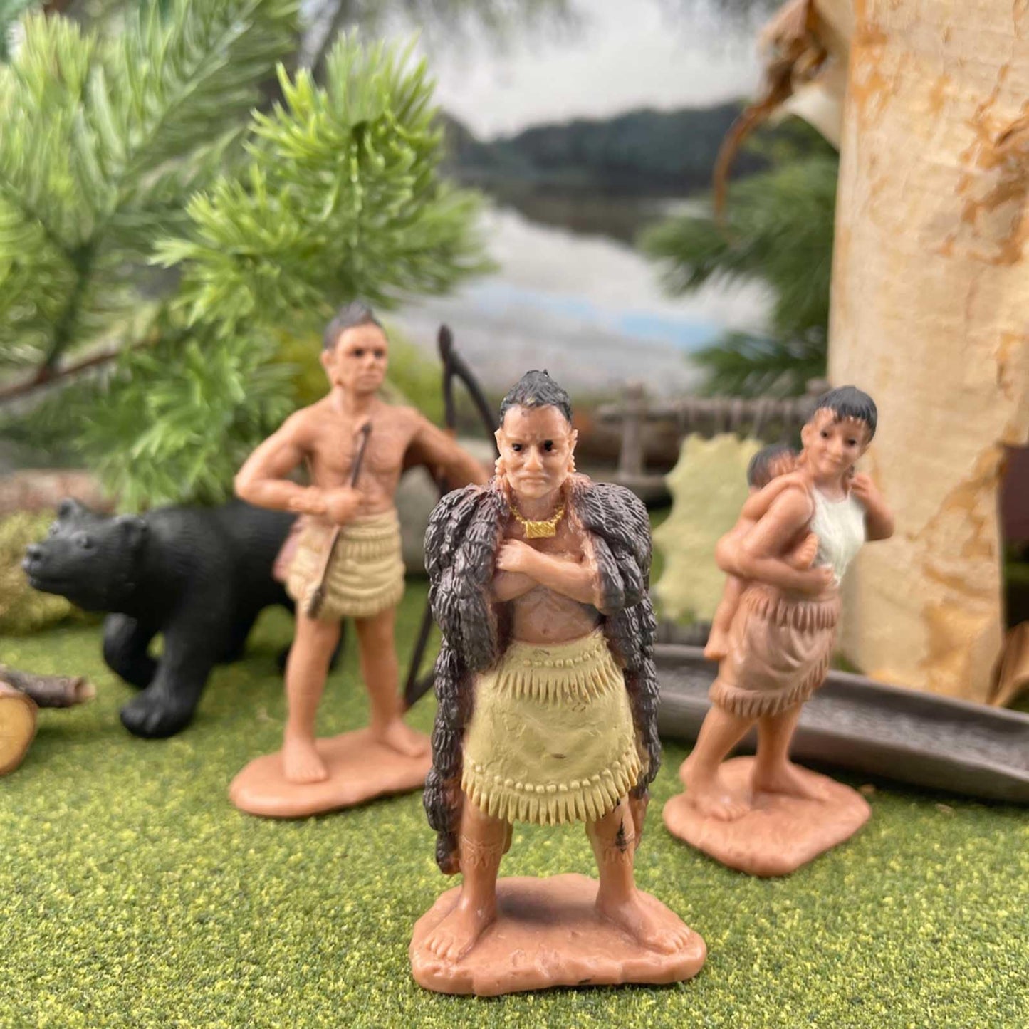 Safari Ltd. Powhatan Indians TOOB - 12 Figurines: Camp Fire, Canoe, Deer Hide, Warriors, Pocahontas, Chief Whunsoncock, & More - Educational Toy