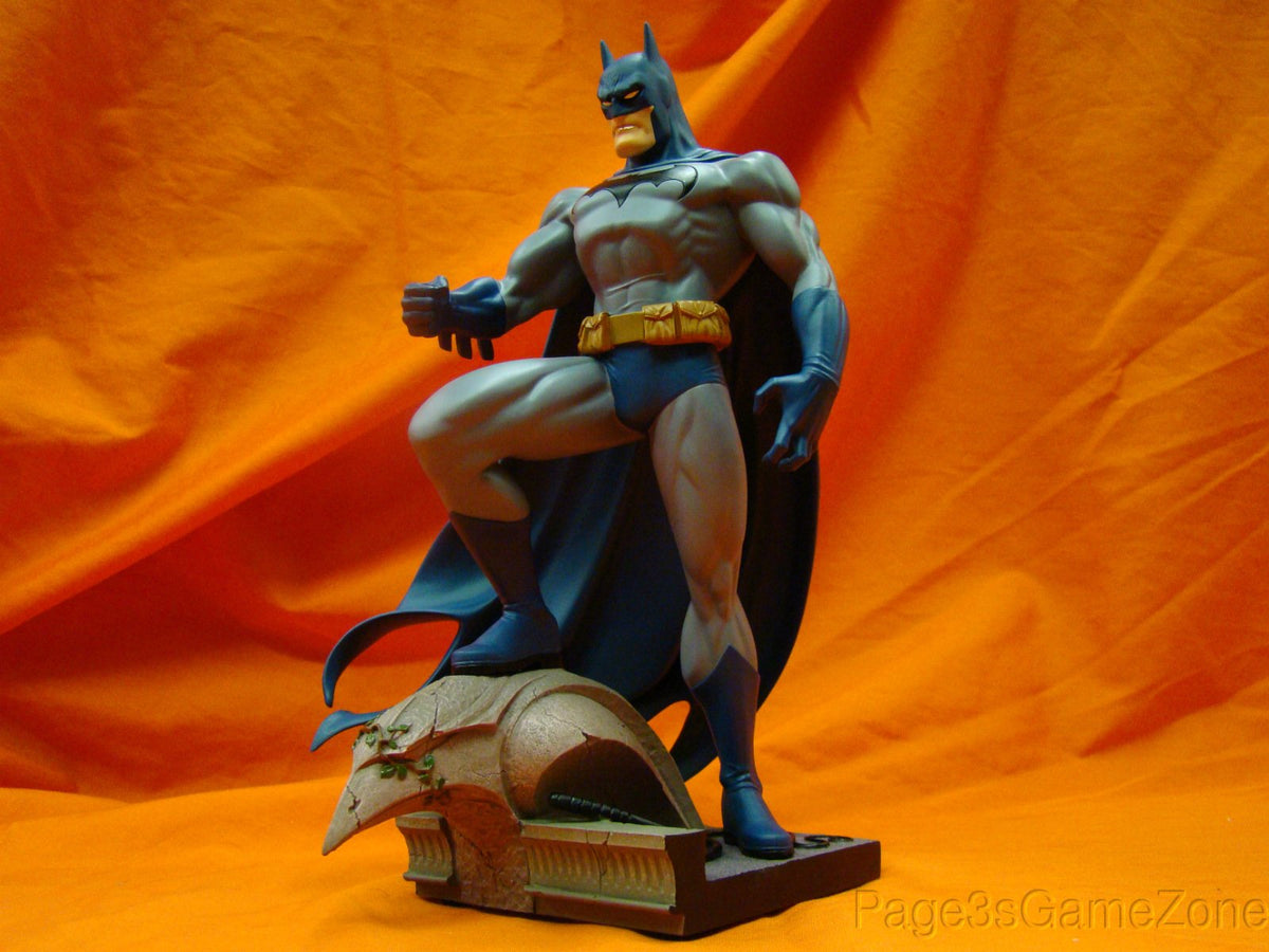 Batman Jim Lee Statue