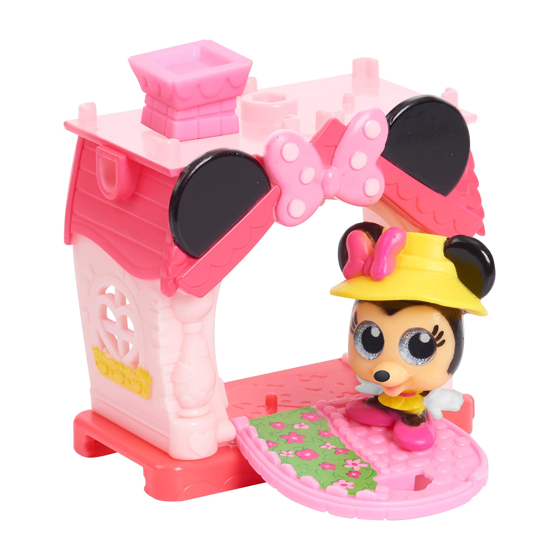 Disney Doorables Mini Playset Minnie Mouse’s Garden Cottage, Exclusive Minnie Mouse Collectible Figure, Kids Toys for Ages 5 Up by Just Play