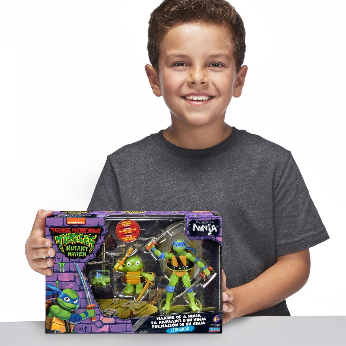 Teenage Mutant Ninja Turtles: Mutant Mayhem Making of a Ninja Leondardo Action Figure 3-Pack