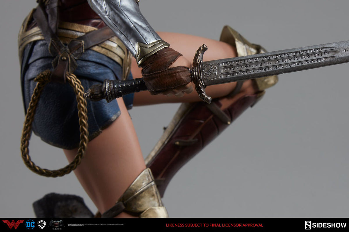 Batman v Superman 20" Statue Figure Premium Format - Wonder Woman Sideshow