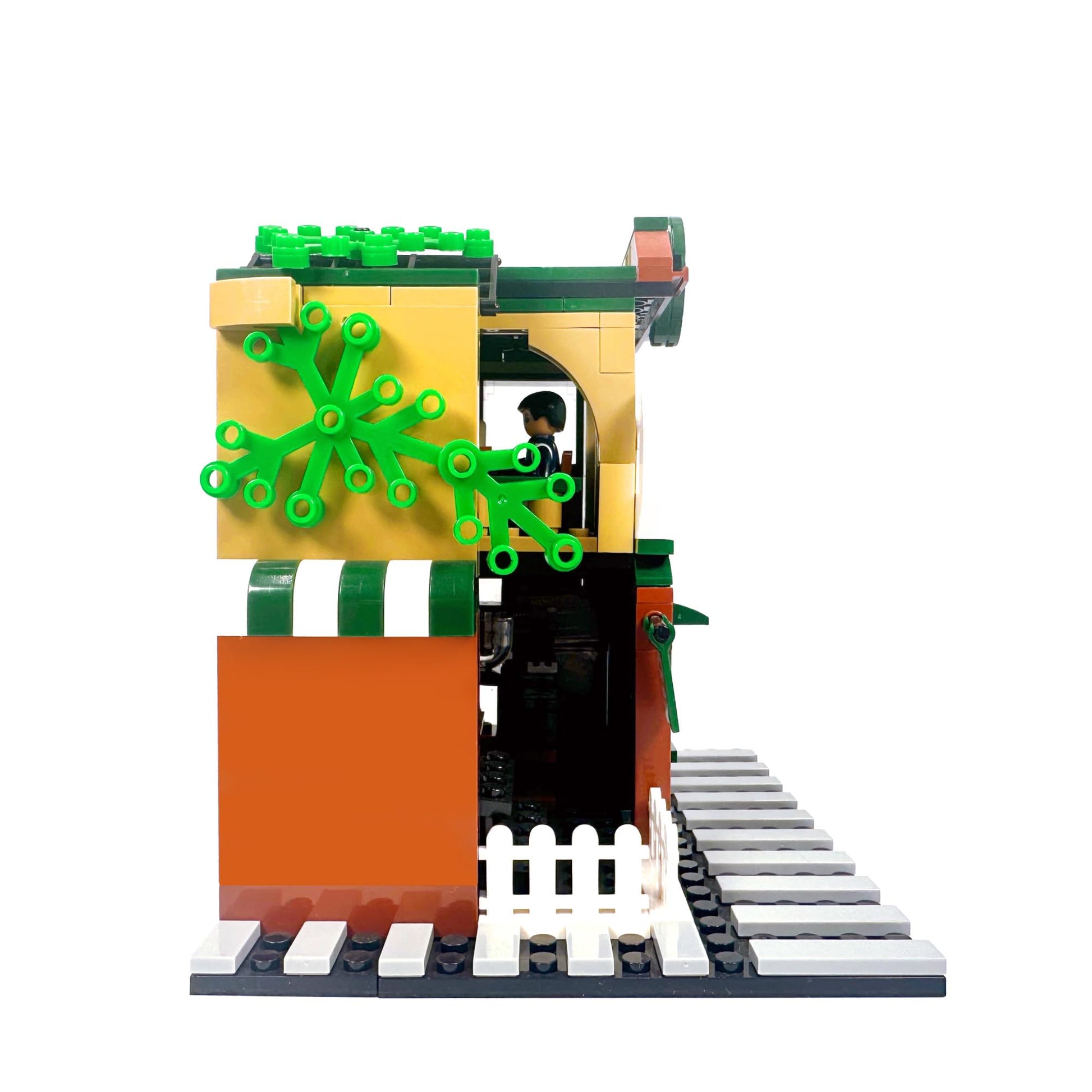 General Jim's Modular Coffee Shop Building Set - 283 Pieces | 2-Story Brick Model with Café Details | Compatible with Major Brands | Urban