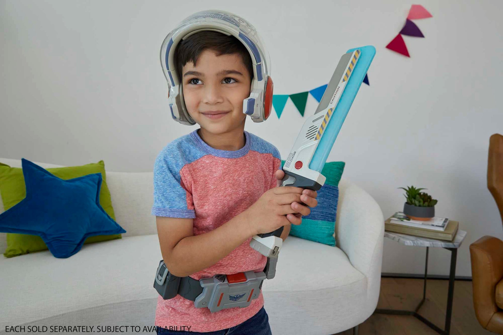 Mattel Disney and Pixar Lightyear Utility Belt, Mission Gear Role-Play & Costume Toy, Life-Size & Adjustable for 4 Years Old & Up
