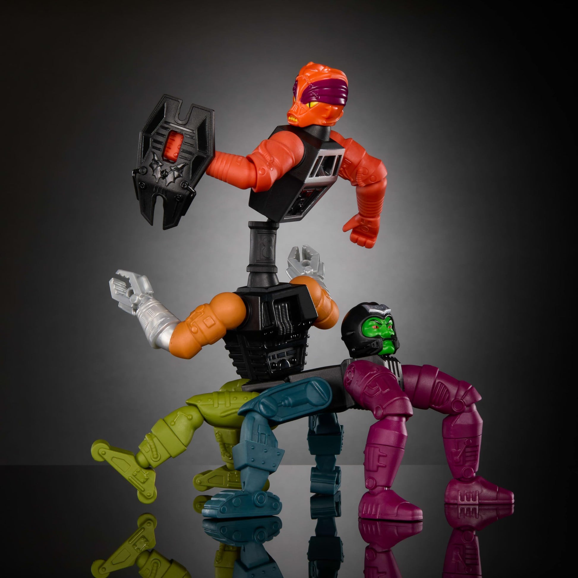 Masters of the Universe Origins Action Figure Deluxe Multi Bot, 5.8 Inch Evil Robot with Weapons, Detailed Design with 43 Modular Parts (Amazon