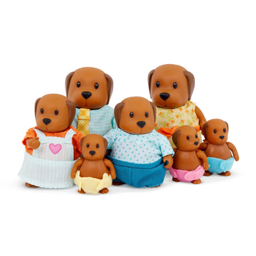 Li'l Woodzeez - Chocolate Lab Family - 7 Pieces Posable Dog Figurines Set - Easy to Clean Collectible Animal Toys - Family Fun for 3+ Years Years