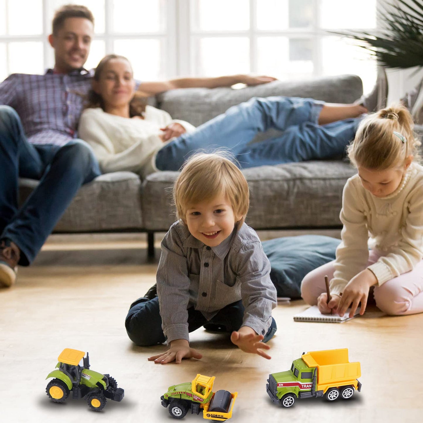 ANDOLO Mini Construction Trucks Toys, Small Construction Toys 6Pcs Construction Vehicles Tractor Toys Sand Vehicle Playset Forklift Roller Dump Truck