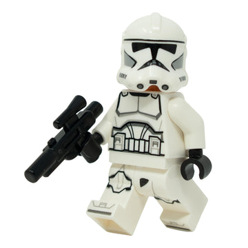 LEGO Star Wars: Clone Trooper Minfiigure (Phase 2) with Blaster