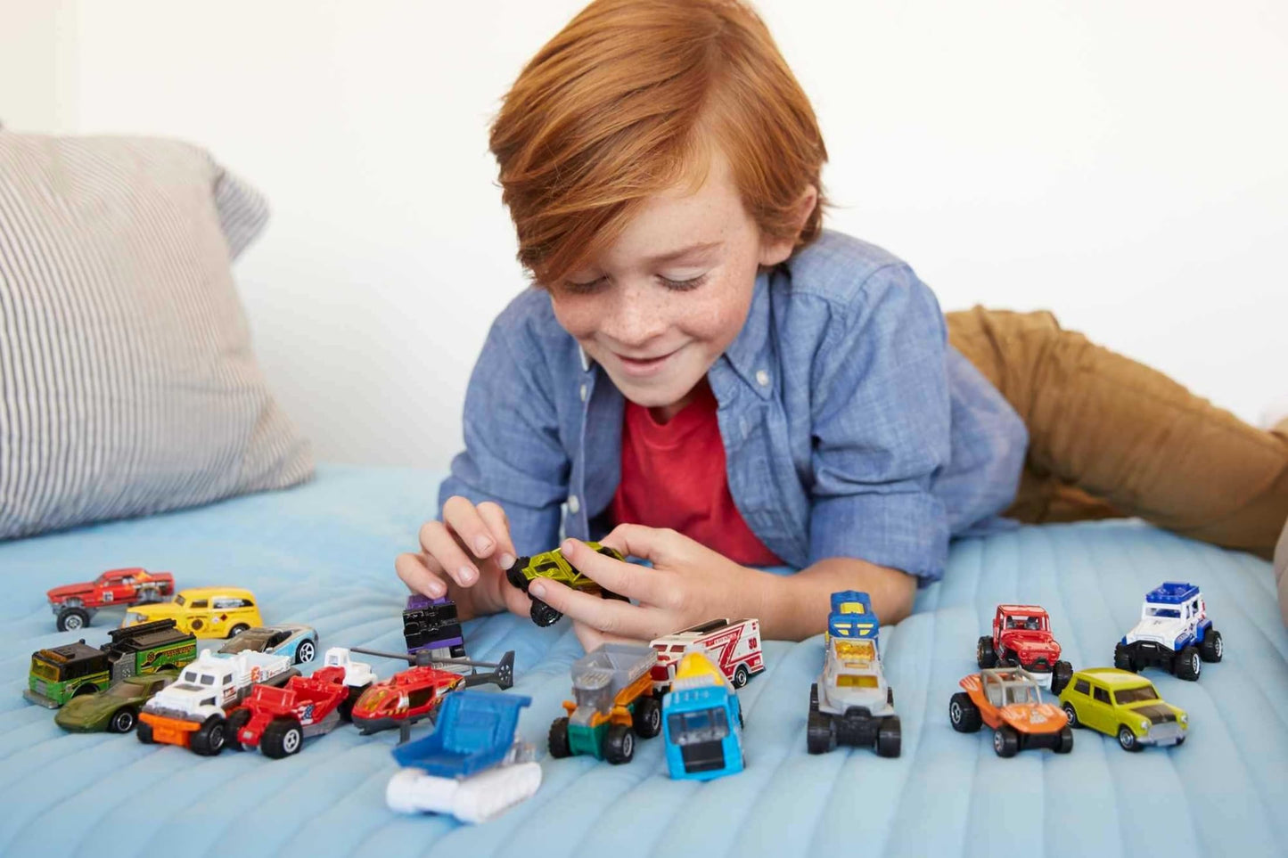Matchbox Cars, 1:64 Scale Toy Cars, Buses and Trucks for Kids and Collectors, Set of 20, Styles May Vary