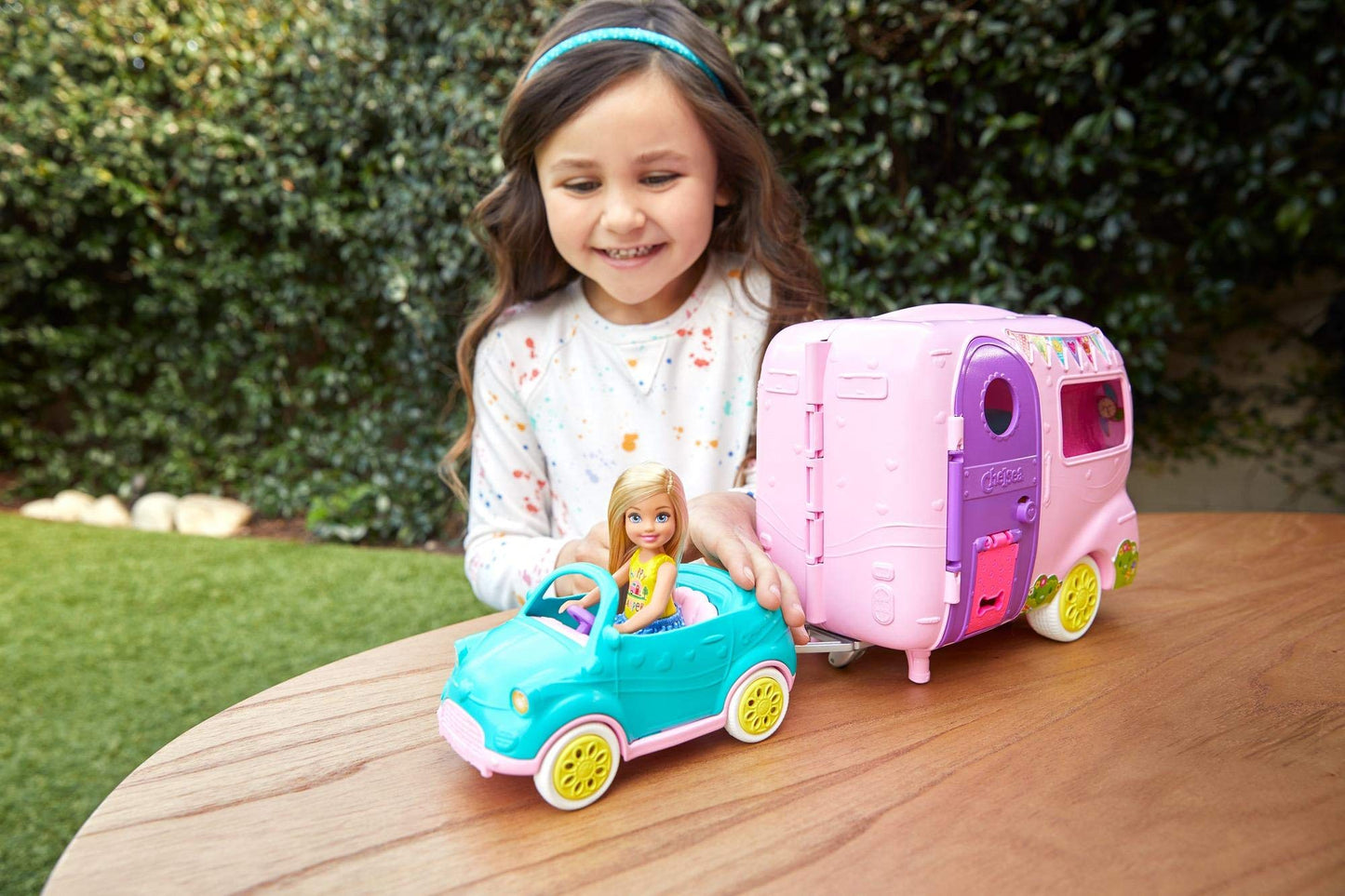 Barbie Askshy Pet Supplies MX11451 Camper Playset