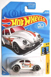 Hot Wheels 2018 50th Anniversary Checkmate Volkswagen Beetle (Pawn) 364/365, White