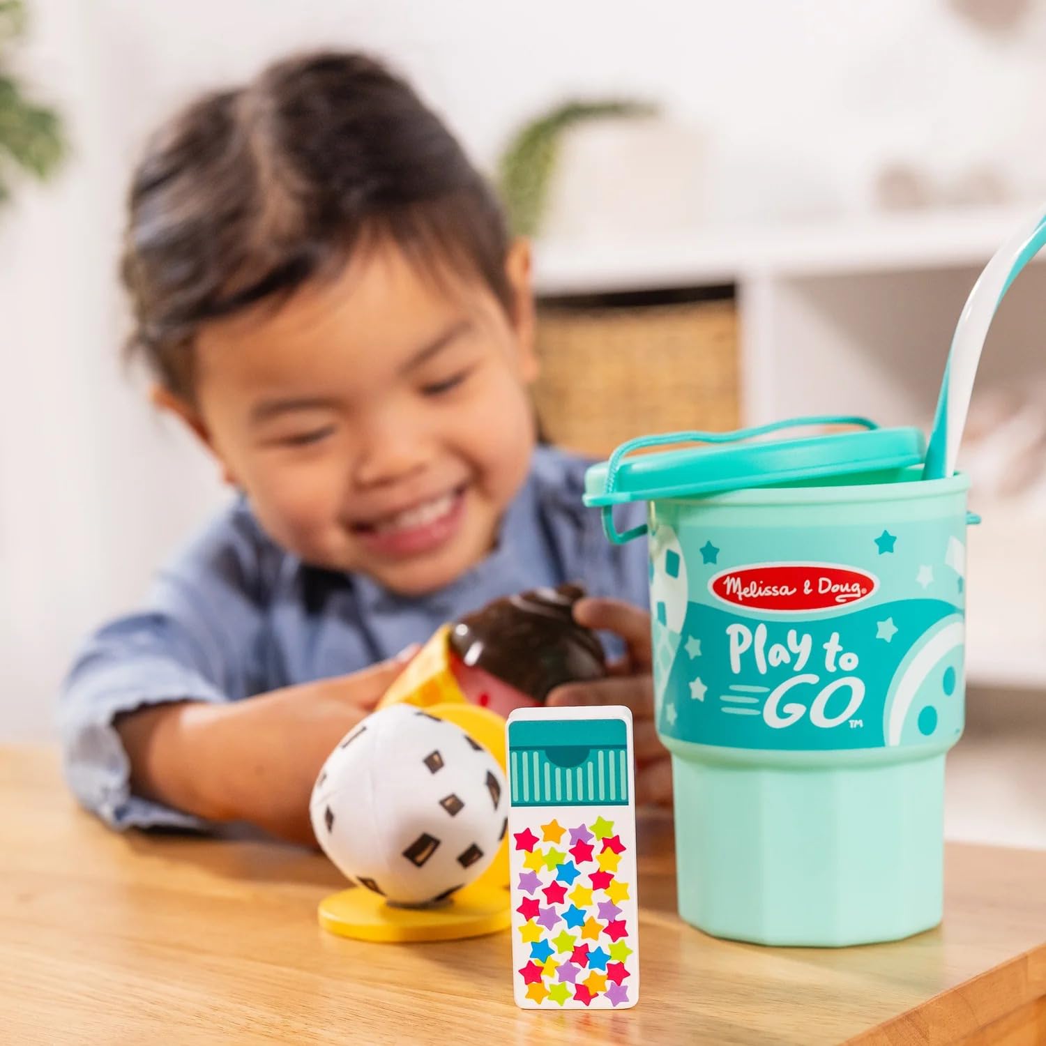 Melissa & Doug Play To Go Ice Cream Play Set Toy, 1 EA