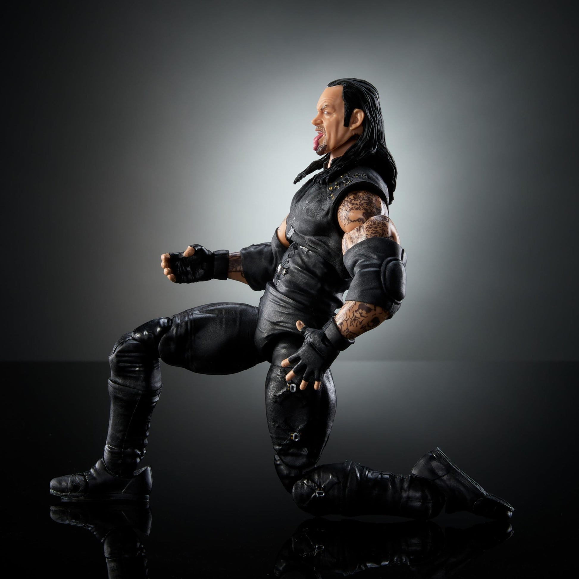 Mattel WWE Ultimate Edition Action Figure & Accessories Set, Undertaker 6-inch Collectible with 30 Articulation Points, Swappable Pieces & Entrance