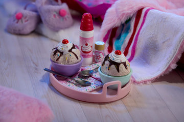 American Girl Truly Me, 18-inch Doll Playset and Accessories, Sundaes for Two Set, with Metal Spoons, Ages 6+