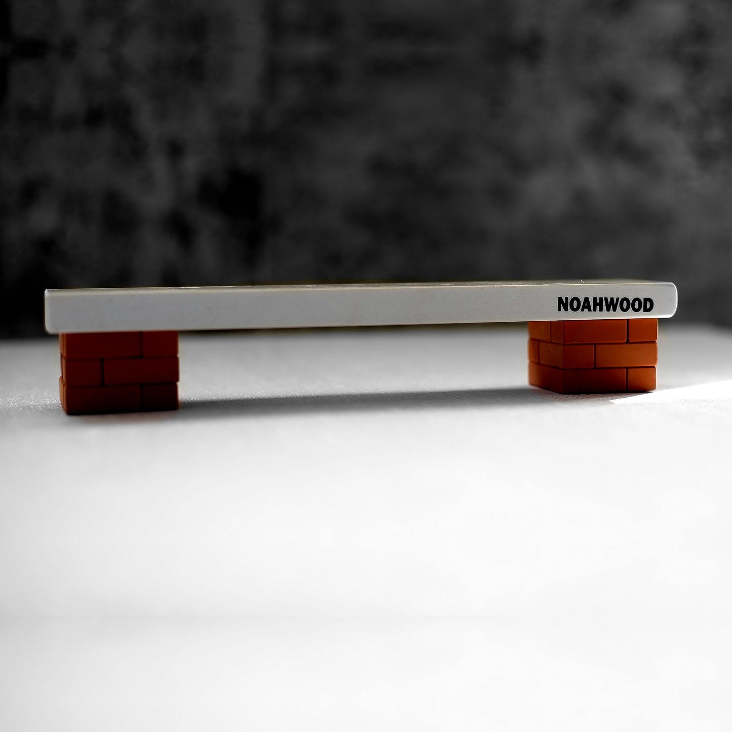 NOAHWOOD Fingerboard Obstacles (24pcs Red Brick White Stone Park Bench)