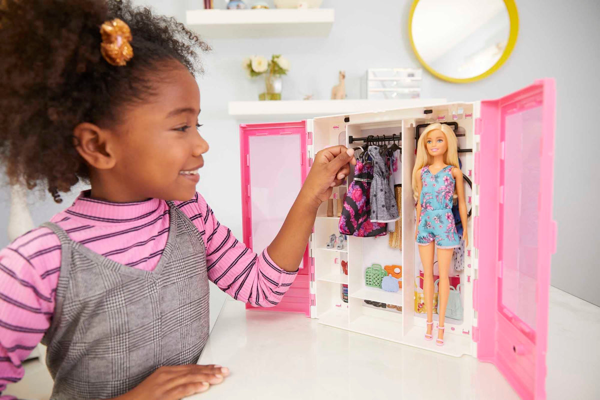 Barbie Fashionistas Doll & Ultimate Closet Playset with Clothes & 12 Accessories, Blonde Fashion Doll & Pink Closet Toy with Storage, Fold-Out Rack