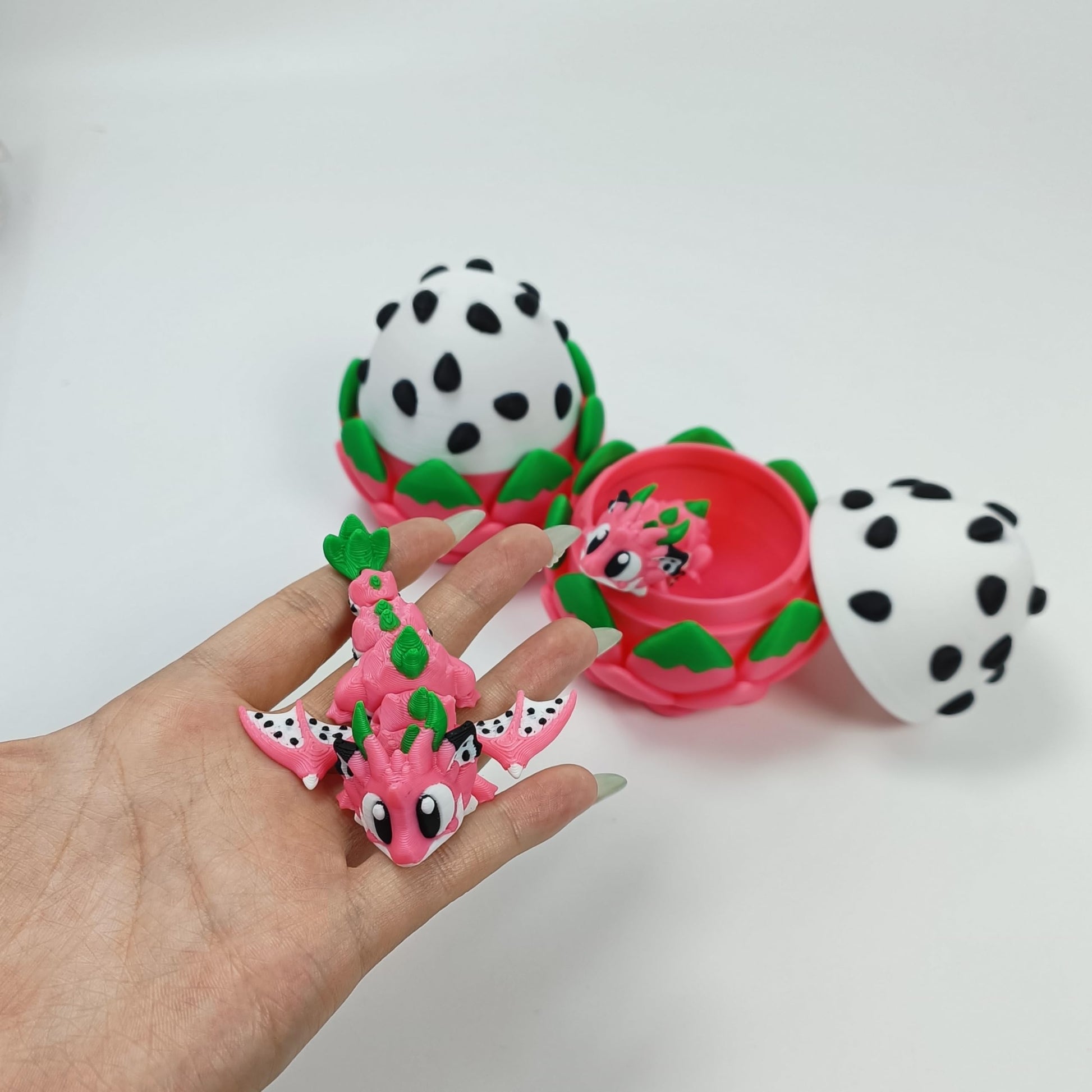 3D Printed Dragon Egg with Dragon Inside - Cute Fun Stuff Fidget Toy for Home Desk Decoration, for Anyone, Ideal for Christmas, Easter & Daily
