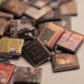 GUANGLU 200pcs Miniature Books Model Doll House Accessories, Non-Repeating Miniature Books Library Bookshelf Fillers Books Doll House Decoration