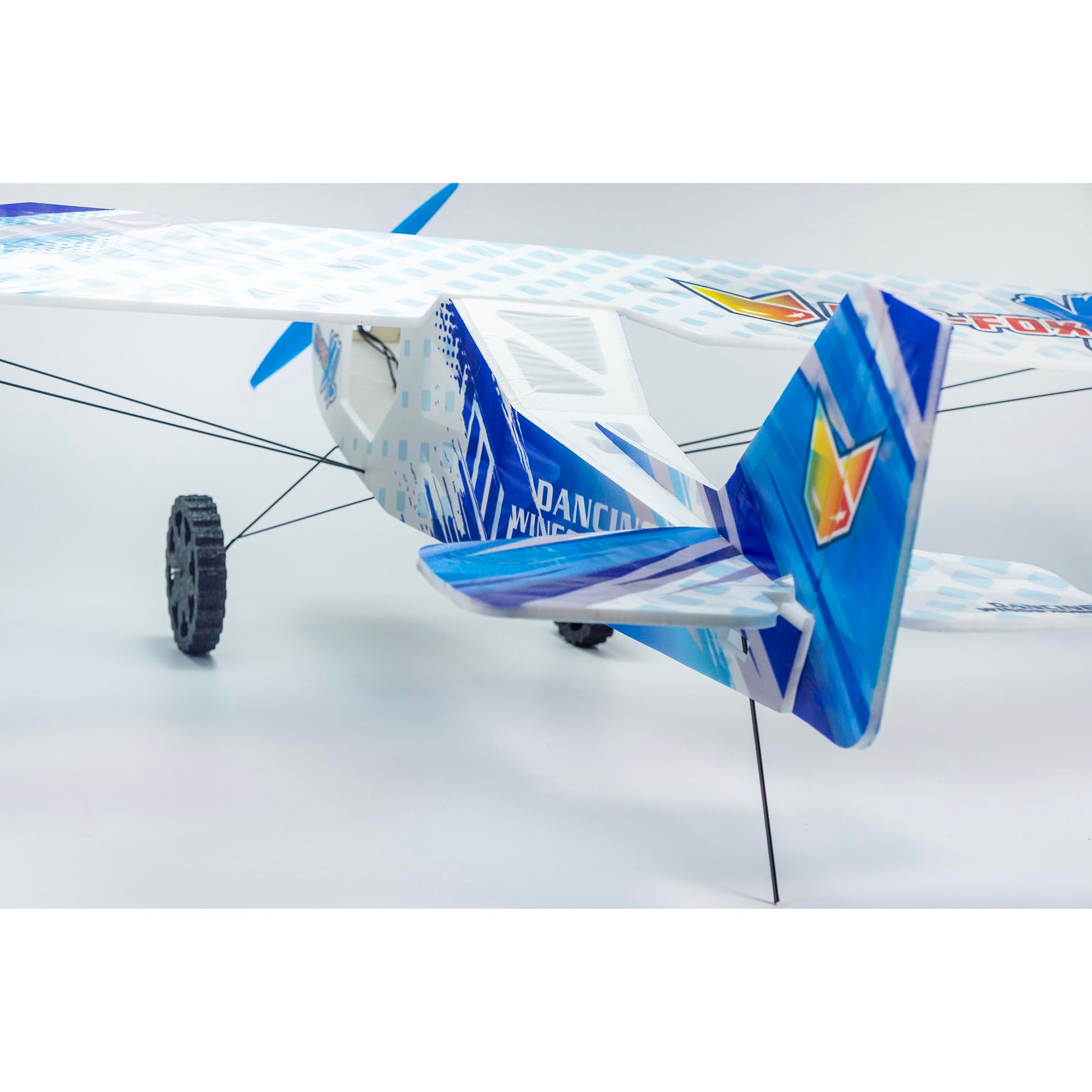 Dancing Wings Hobby Ultra-Light RC Foam Airplane; Laser-Cutting; UV-Printing 1030mm KITFOX (EA0204)