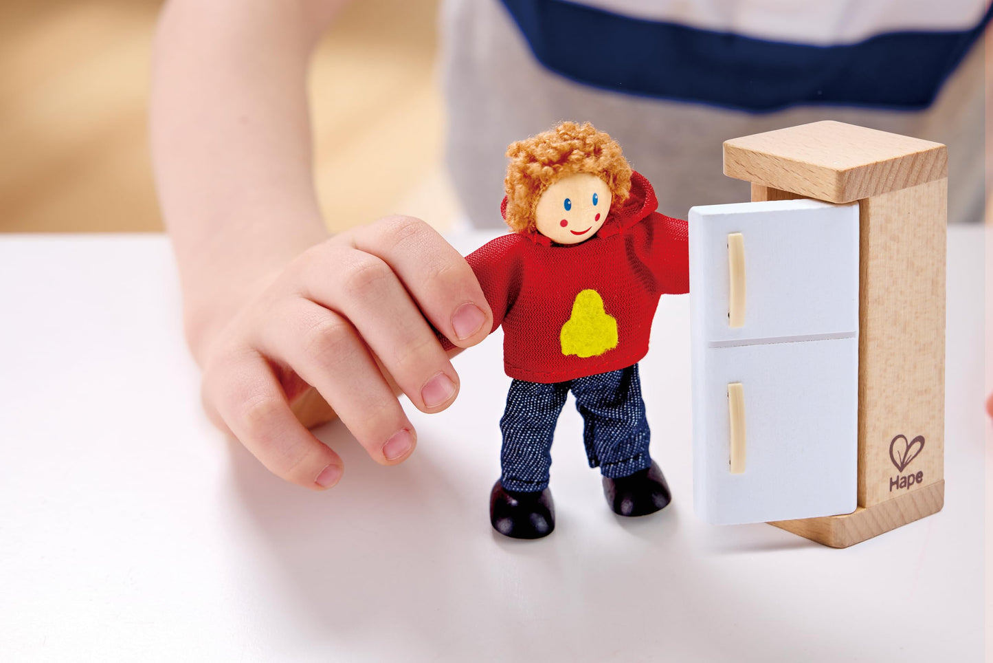Hape Happy Family Dollhouse Set Award Winning Doll Family Set, Unique Accessory for Kid’s Wooden Dolls House.