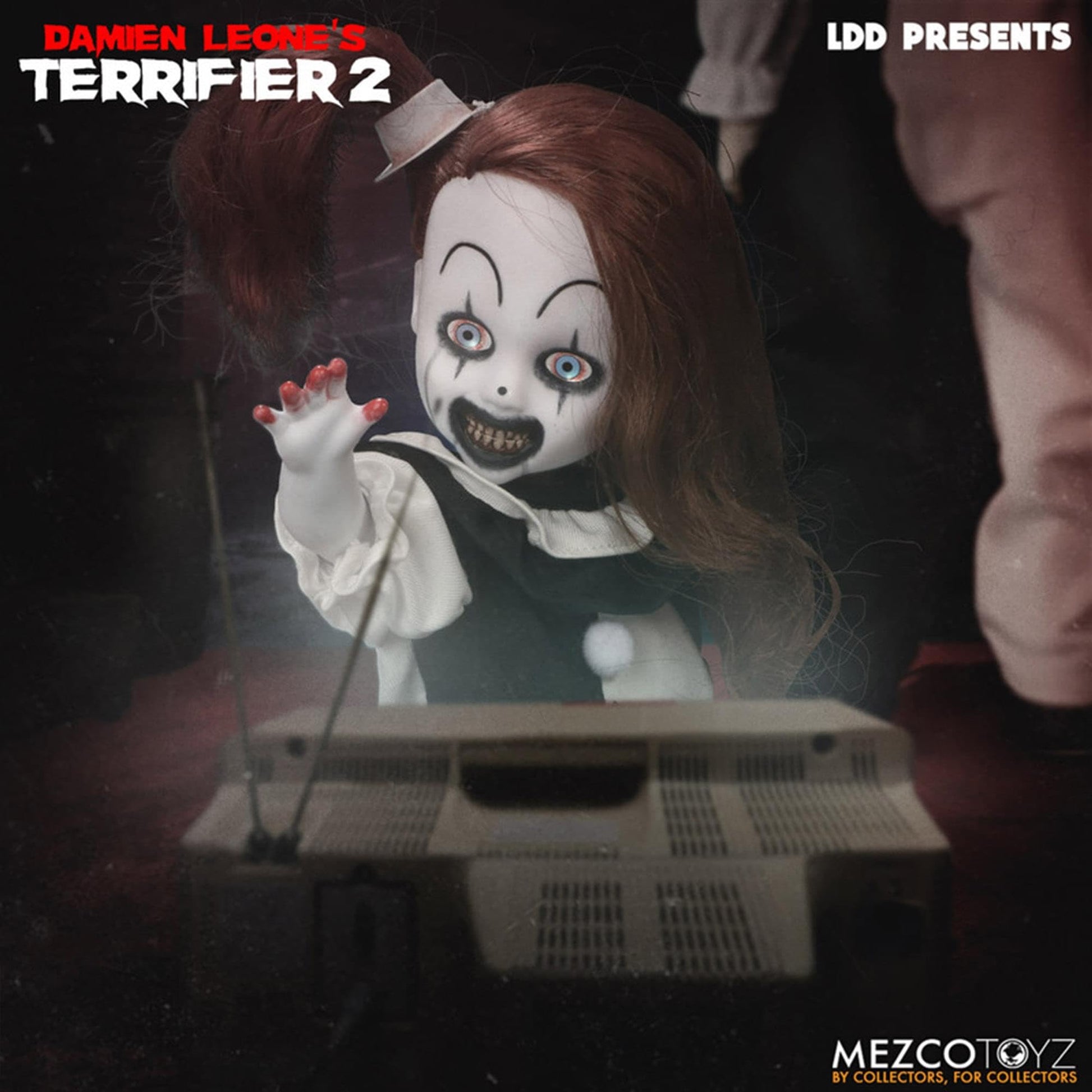 Mezco LDD Presents: Terrifier 2 - Little Pale Girl Doll