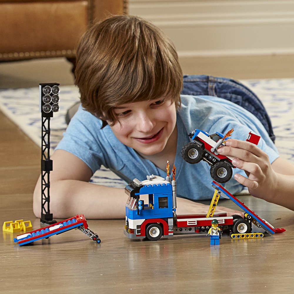 LEGO Creator 3in1 Mobile Stunt Show 31085 Building Kit (580 Piece)