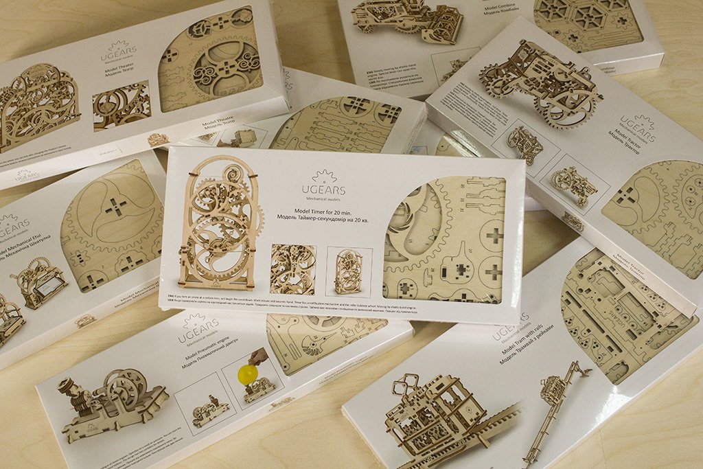 Ugears 3D puzzle safe move, assembled in his model [parallel import goods]