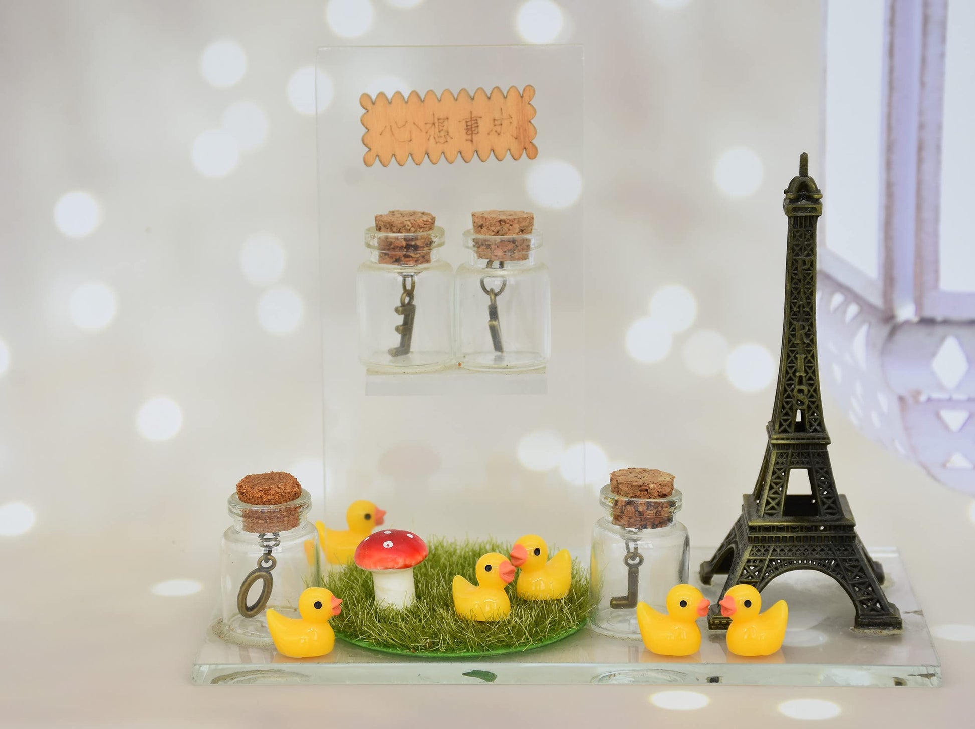 Yuronam 70 Pcs Mixed Color Mini Resin Ducks